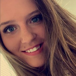 Meet your Posher, Ashlyn